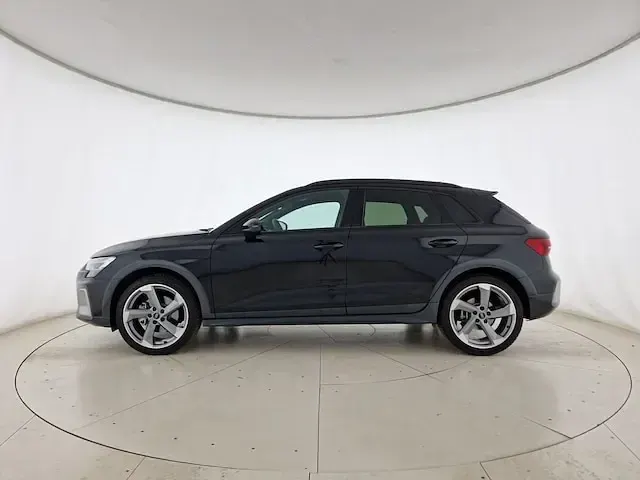 Usata Audi A3 Comfort 150 CV (110 kW) 2025 Nero mito metallizzato Berlina