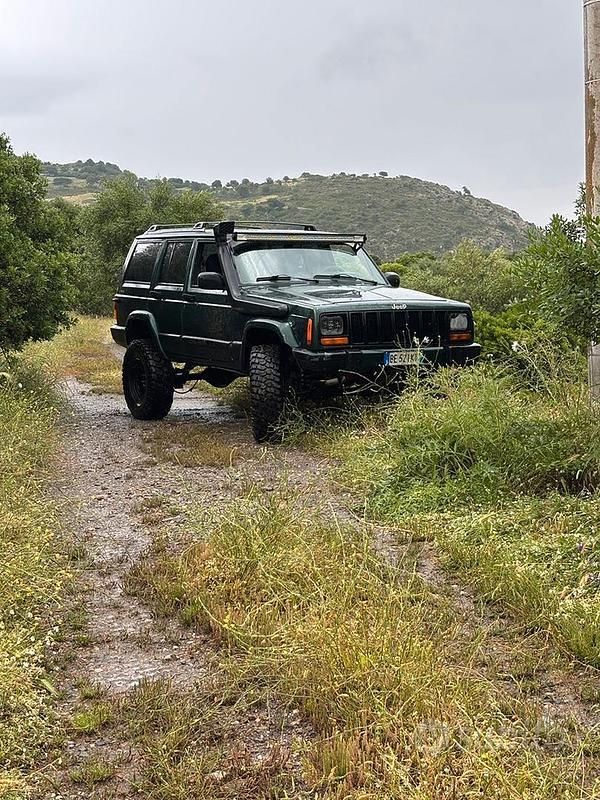 Second-hand Jeep Cherokee 116 CP (85 kW) 1999 SUV