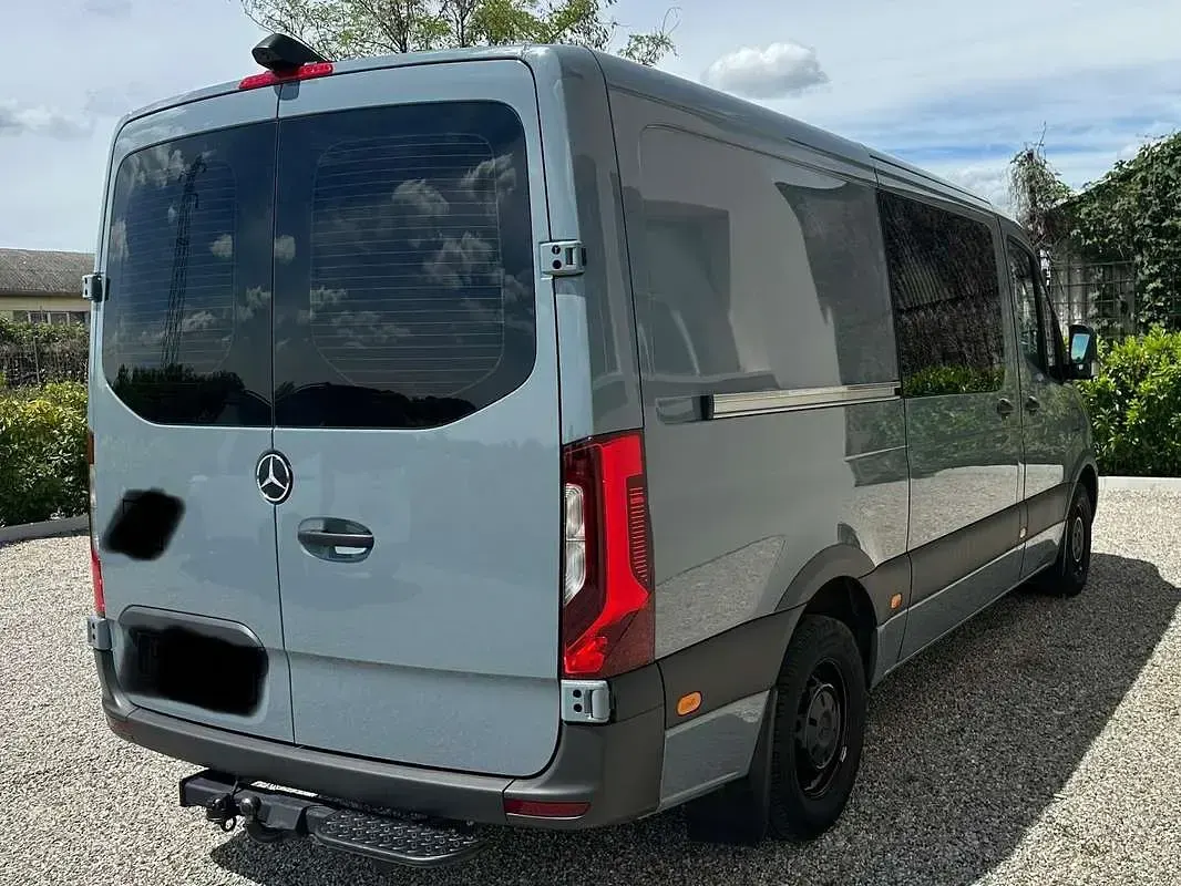 Usata Mercedes Sprinter 170 CV (125 kW) 2025 Blu/azzurro Furgone