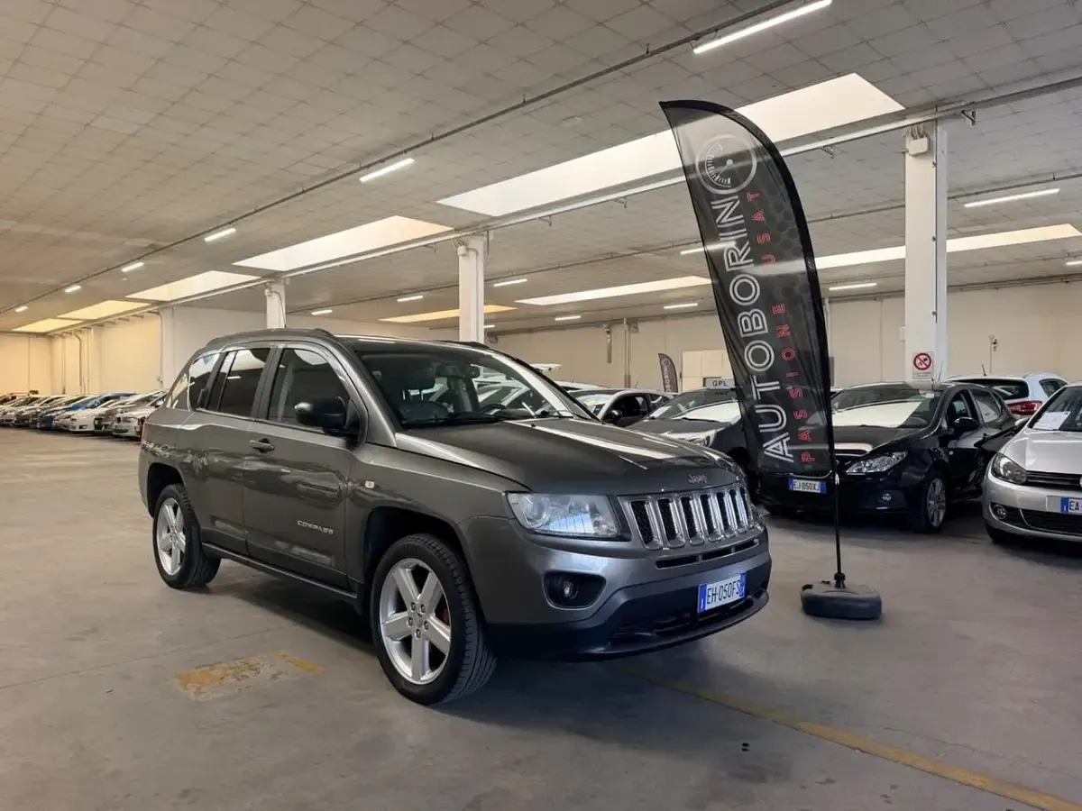 Usata Jeep Compass Limited 163 CV (119 kW) 2011 Grigio SUV