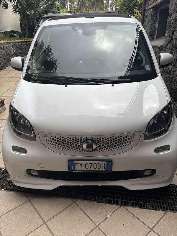 Usata 2019 Smart ForTwo Cabrio Passion Cabrio | 17.500 € (Ottimo prezzo) - Immagine 1/4