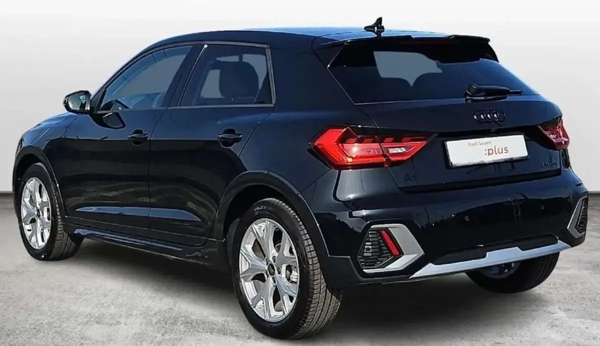 Usado Audi A1 S-Line 150 CV (110 kW) 2024 Negro SUV