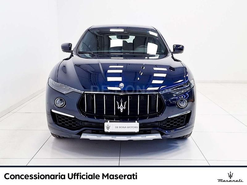 Usata Maserati Levante GranLusso 275 CV (202 kW) 2019 Blu nobile SUV
