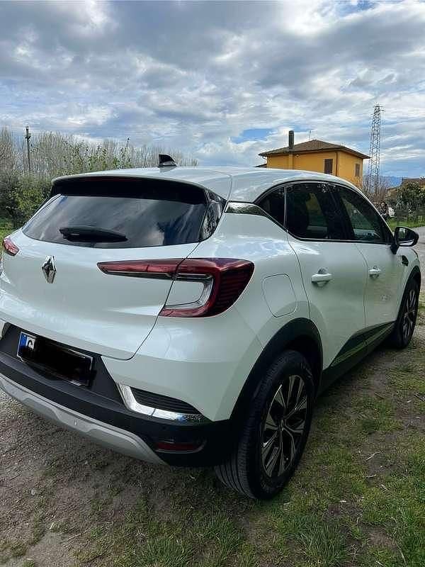 Usata 2023 Renault Captur Techno SUV | 17.000 € (Buon prezzo) - Immagine 1/4