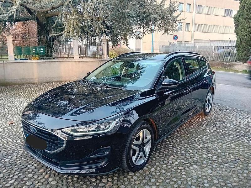 Usata Ford Focus Business Edition 120 CV (88 kW) 2022 Nero Station wagon
