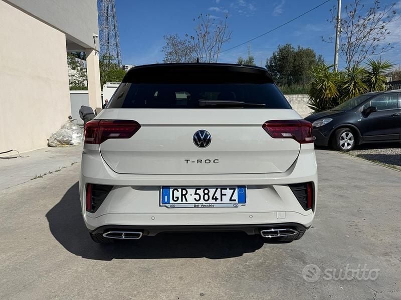 Begagnad VW T-Roc R-line 110 HK (80 kW) 2024 Beige SUV