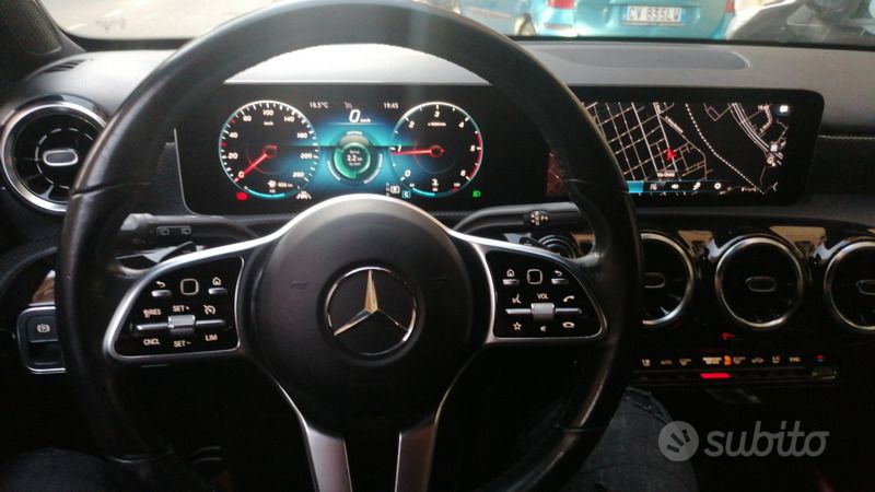 Usata Mercedes A180 116 CV (85 kW) 2018 Bianco Berlina