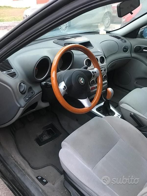 Usata Alfa Romeo 156 150 CV (110 kW) 2003 Station wagon