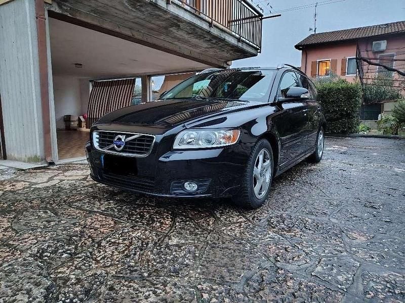 Usata Volvo V50 Plus 114 CV (83 kW) 2012 Nero Station wagon
