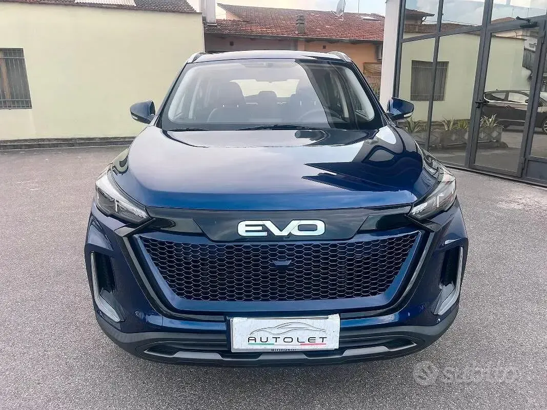 Usata EVO Evo 5 127 CV (93 kW) 2023 Blu SUV