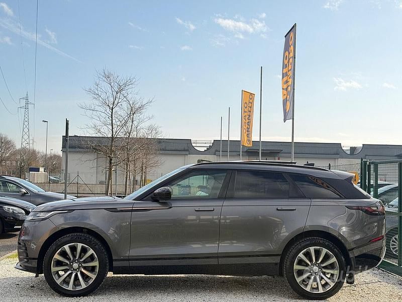 Usata Land Rover Range Rover Velar HSE Dynamic 241 CV (177 kW) 2018 Grigio SUV