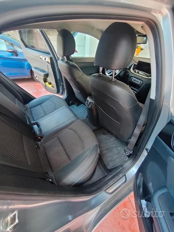 Usata Kia XCeed 120 CV (88 kW) 2021 Grigio SUV