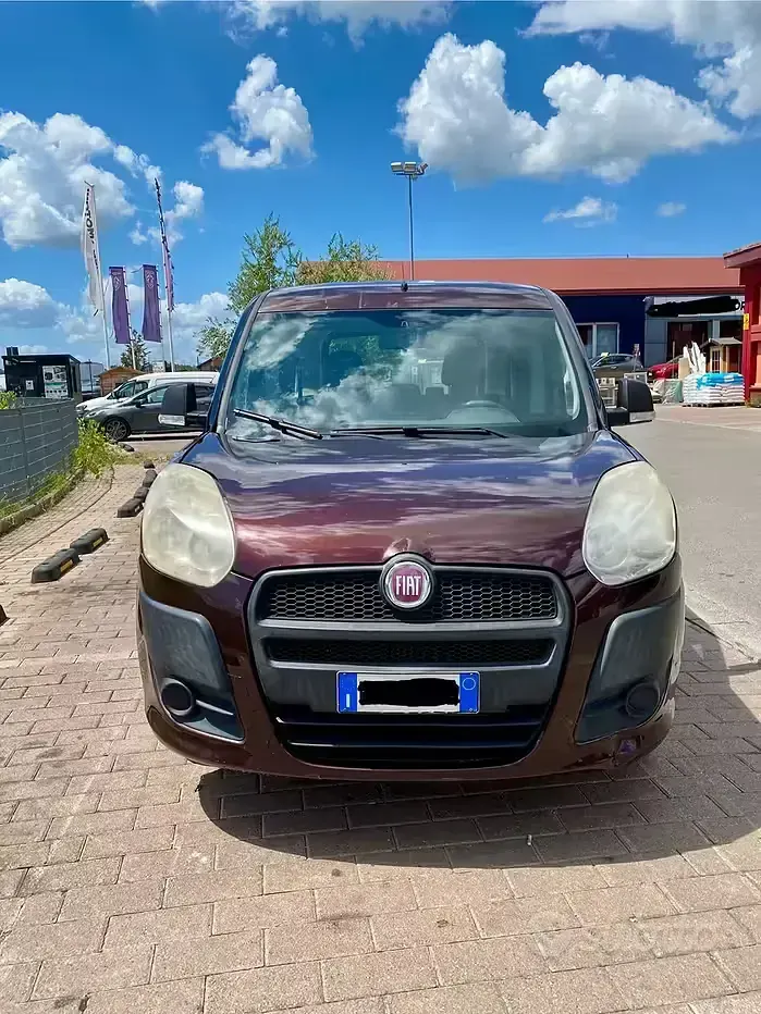 Usata Fiat Doblò 120 CV (88 kW) 2012 Monovolume