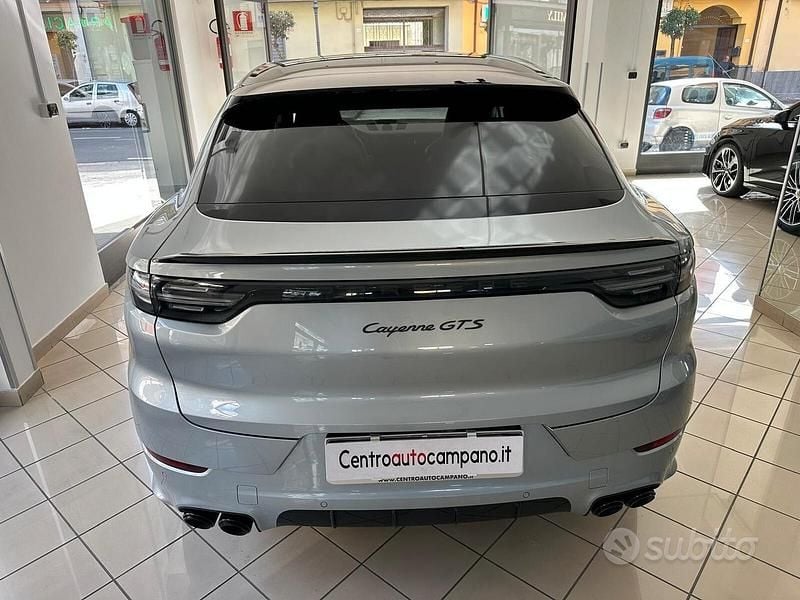 Usata Porsche Cayenne 460 CV (338 kW) 2020 Argento SUV