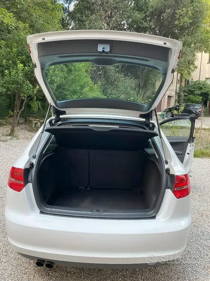 Usata Audi A3 Sportback 125 CV (91 kW) 2009 Bianco Utilitaria