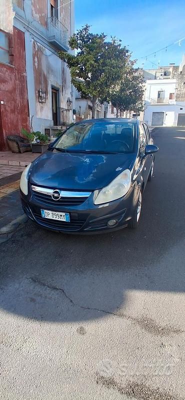 Usata Opel Corsa Cosmo 90 CV (66 kW) 2008 Blu Utilitaria