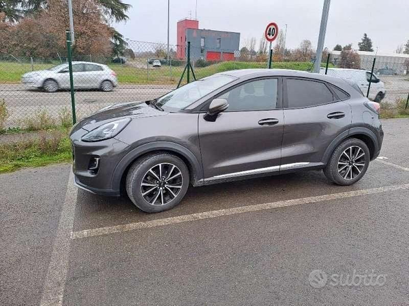 Usata Ford Puma Business Edition 125 CV (91 kW) 2020 Grigio SUV