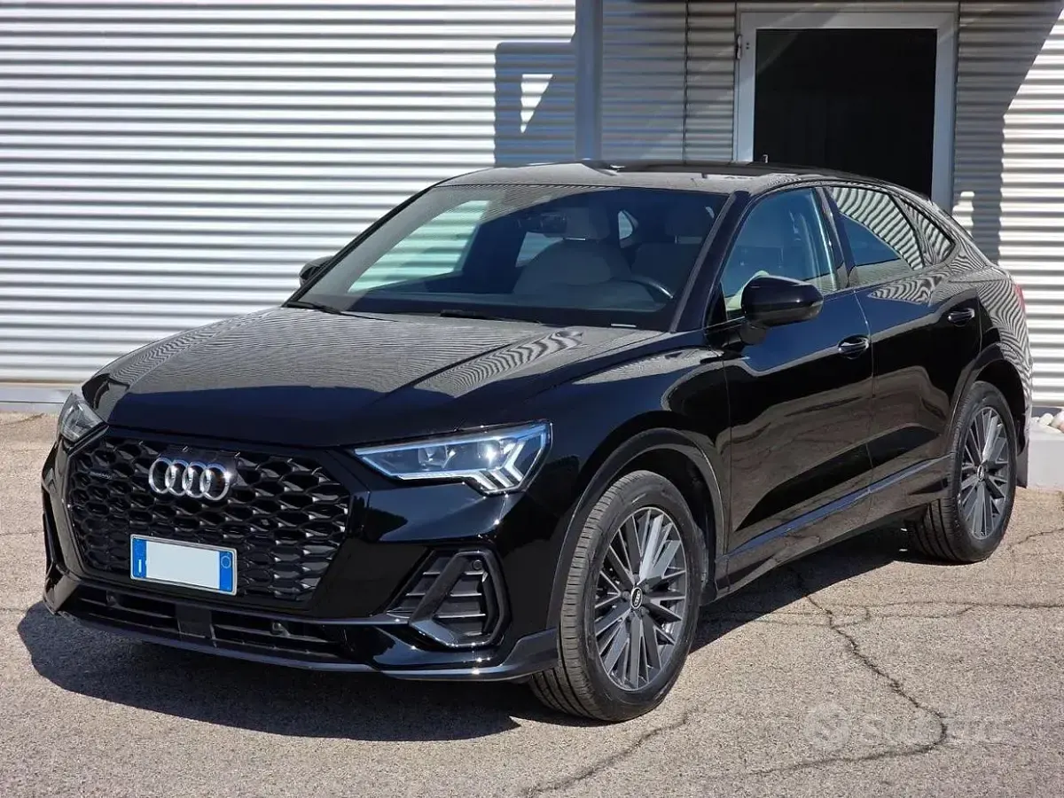 Usata Audi Q3 Sportback S-Line 150 CV (110 kW) 2021 SUV
