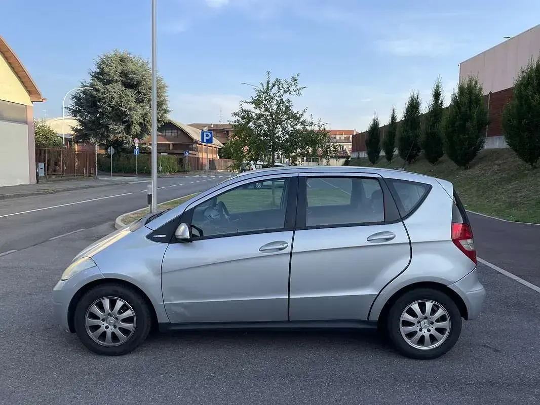 Usata Mercedes A160 Edition 95 CV (69 kW) 2010 Argento Monovolume