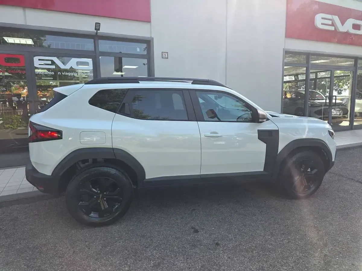 Nuova Dacia Duster Extreme 122 CV (89 kW) 2026 Bianco SUV