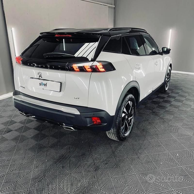 Usata Peugeot 2008 GT 131 CV (96 kW) 2023 Bianco SUV