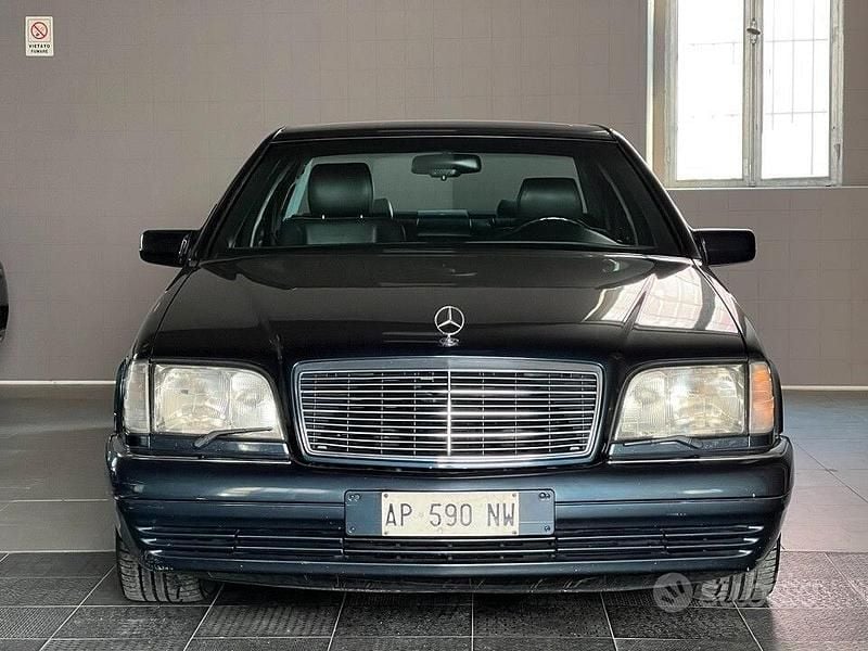 Usata Mercedes 300 150 CV (110 kW) 1996 Blu Berlina