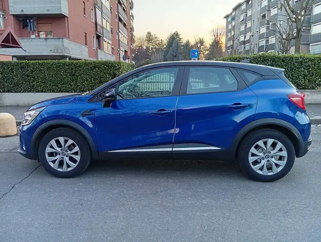 Usata Renault Captur Intens 101 CV (74 kW) 2020 Blu SUV