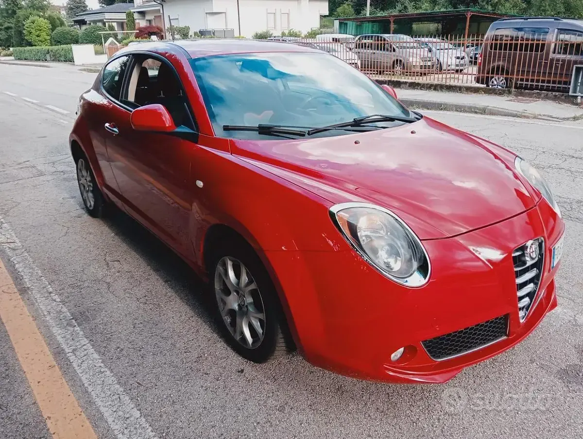Usata Alfa Romeo MiTo 77 CV (56 kW) 2016 Rosso Utilitaria