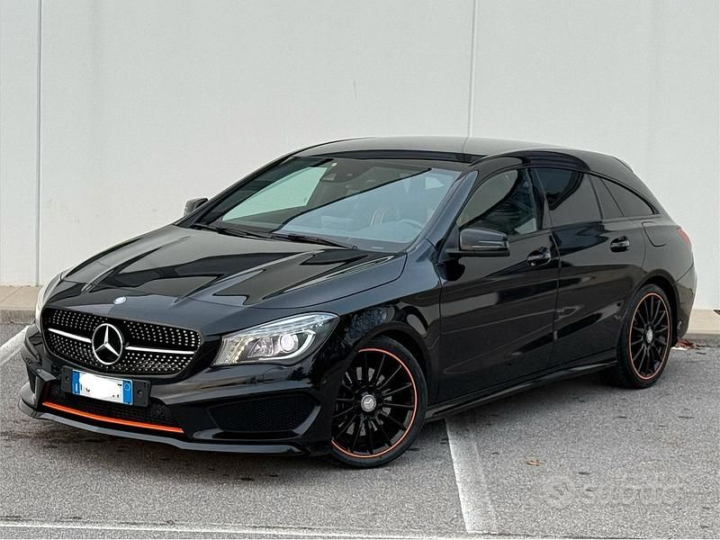 Nero Usata 2016 Mercedes 220 AMG Station wagon | 11.500 € (Buon prezzo) - Immagine 1/4