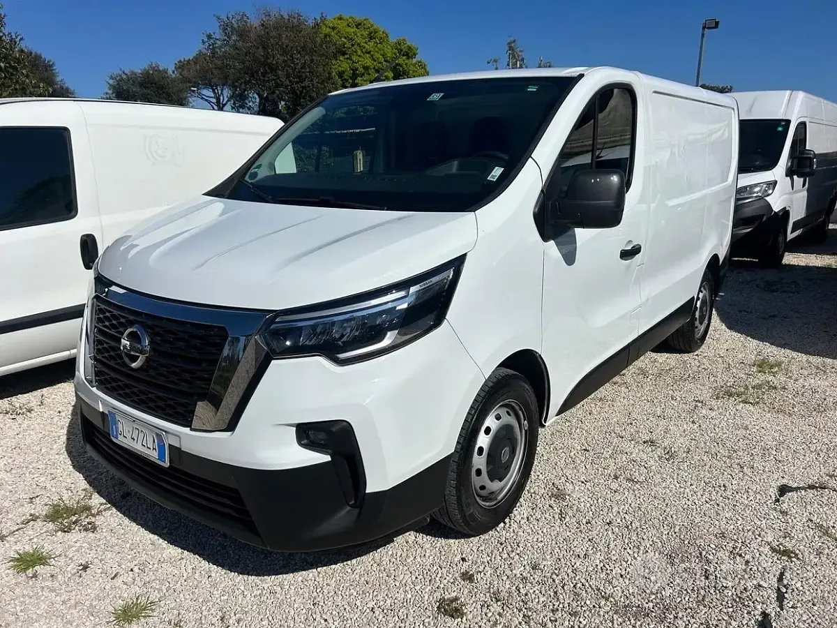 Usata Nissan Primastar Acenta 110 CV (80 kW) 2023 Bianco Monovolume