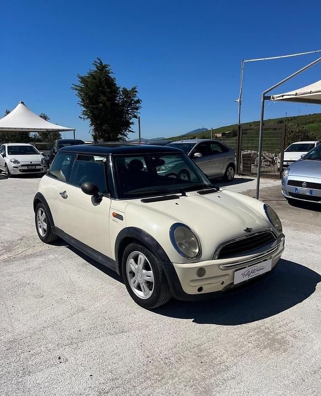 Usata Mini One D 90 CV (66 kW) 2006 Bianco Utilitaria