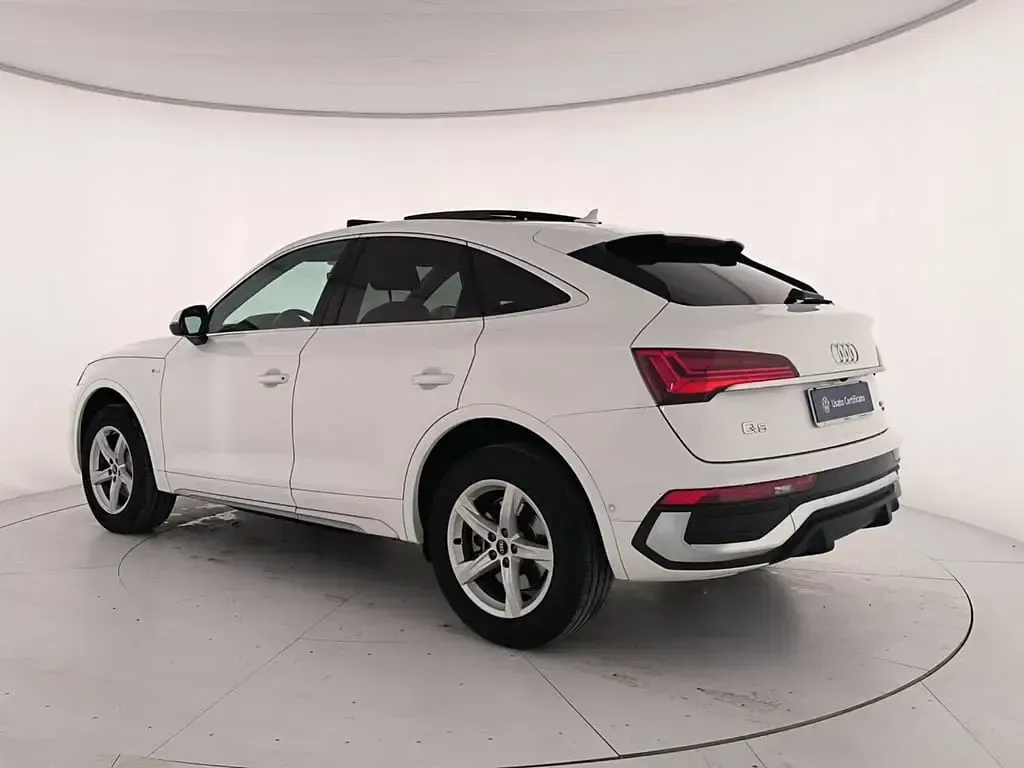 Usata Audi Q5 Sportback S-Line 204 CV (150 kW) 2023 Bianco SUV