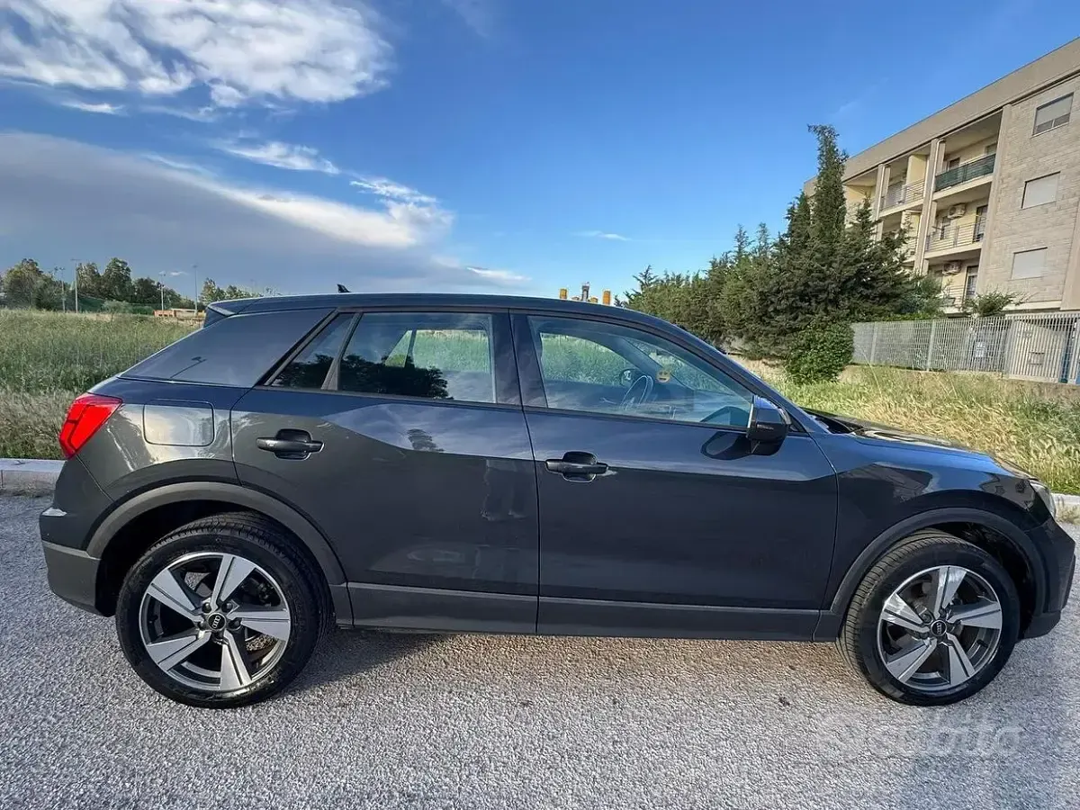 Usata Audi Q2 Admired 110 CV (80 kW) 2022 SUV