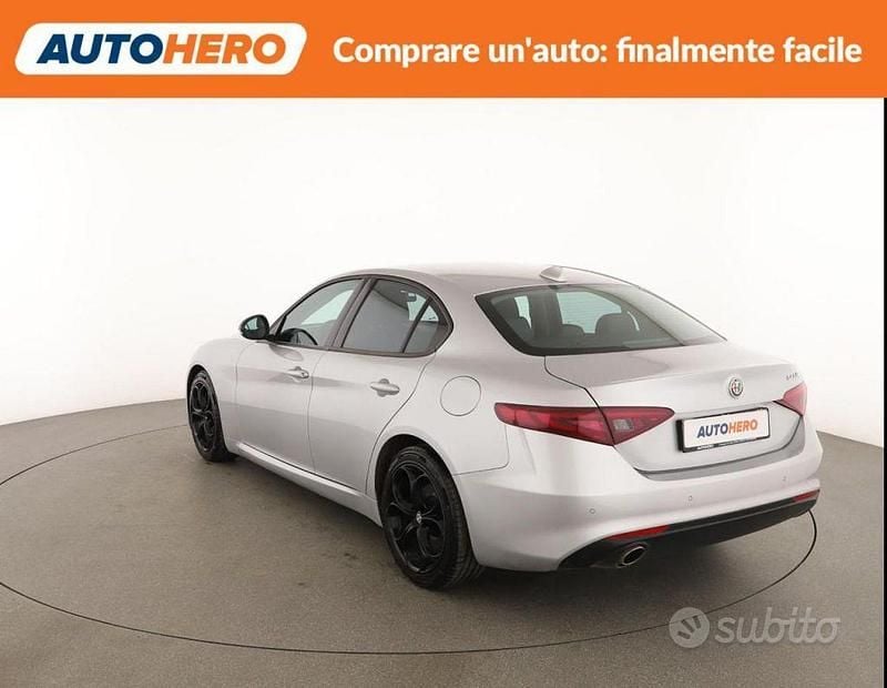 Usata Alfa Romeo Giulia Super 150 CV (110 kW) 2018 Grigio Berlina