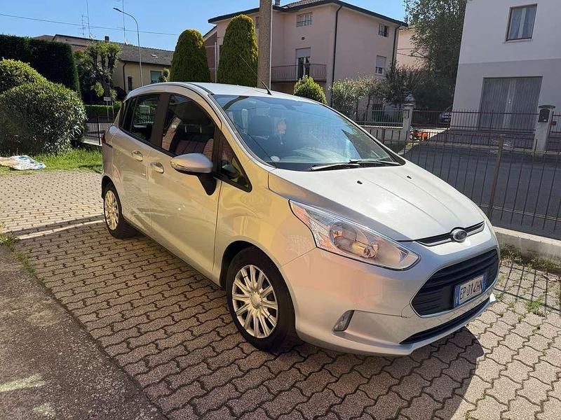 Usata Ford B-MAX 90 CV (66 kW) 2012 Argento Monovolume