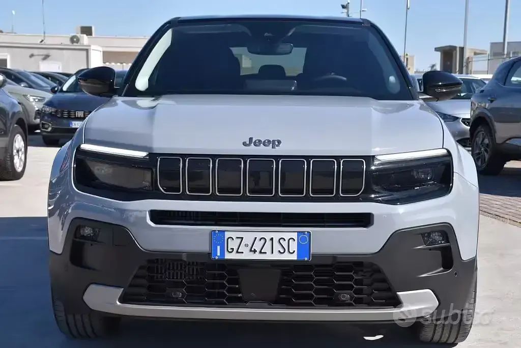 Usata Jeep Avenger Summit 101 CV (74 kW) 2025 Antracite SUV
