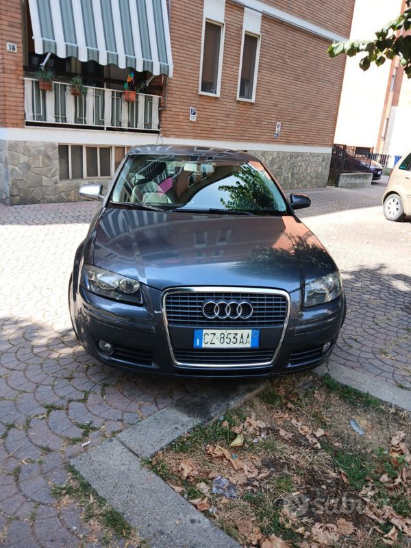 Grigio Usata 2006 Audi A3 Due volumi | 4000 € (Buon prezzo) - Immagine 1/2