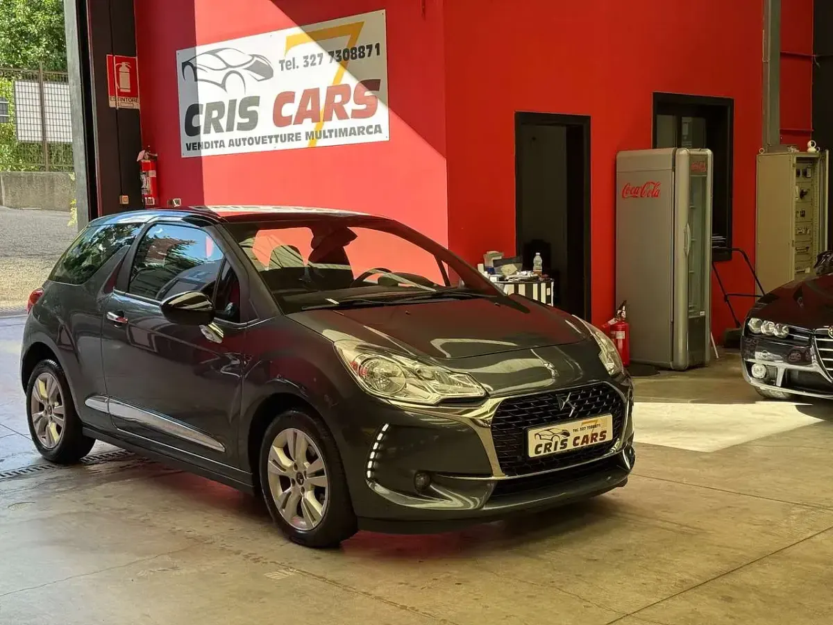 Usata Citroën DS3 Sport Chic 110 CV (80 kW) 2016 Grigio Utilitaria