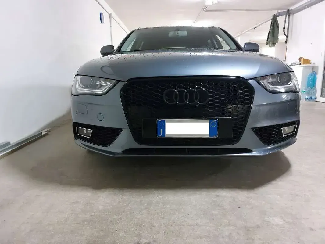 Usata Audi A4 Advanced Plus 177 CV (130 kW) 2012 Grigio Station wagon