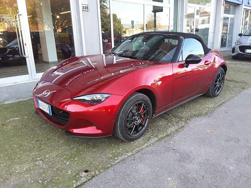 Nuova Mazda MX5 132 CV (97 kW) 2025 Soul red crystal Cabrio