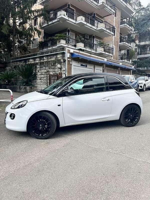 Usata Opel Adam Slam 87 CV (63 kW) 2016 Utilitaria