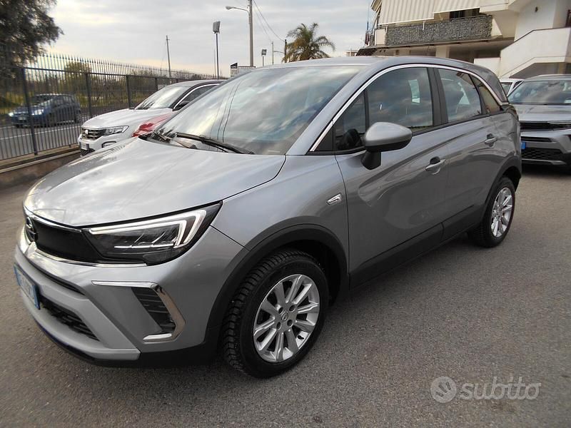 Usata Opel Crossland X Ultimate 120 CV (88 kW) 2021 Grigio SUV