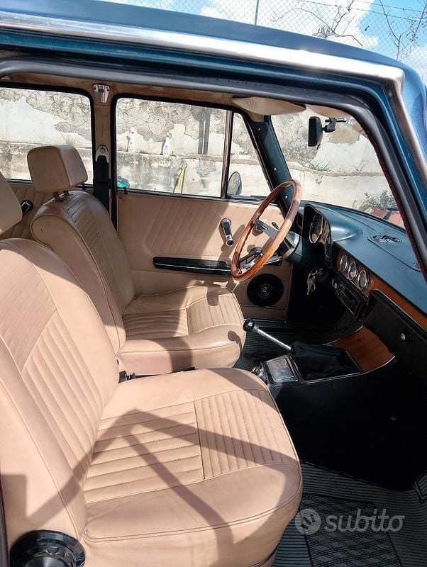 Usata Alfa Romeo 2000 1970 Blu Berlina