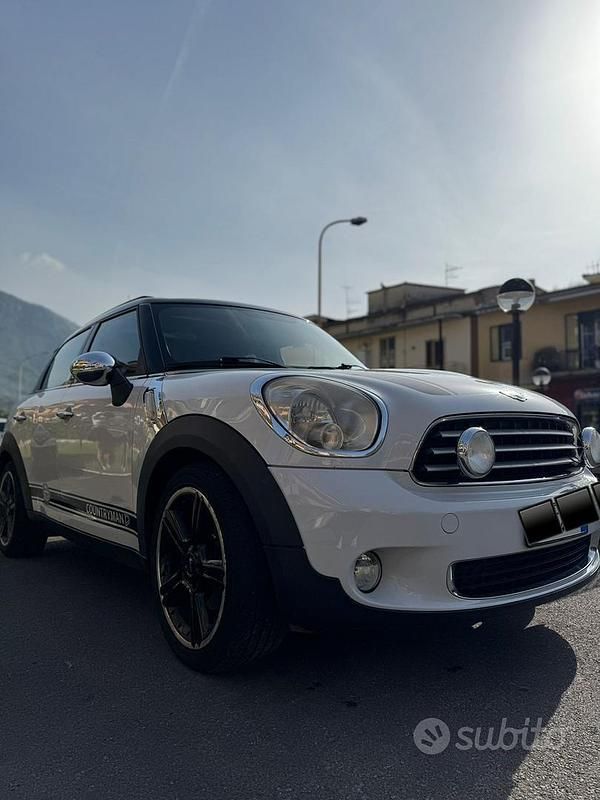 Usata Mini Countryman 2011 Bianco SUV