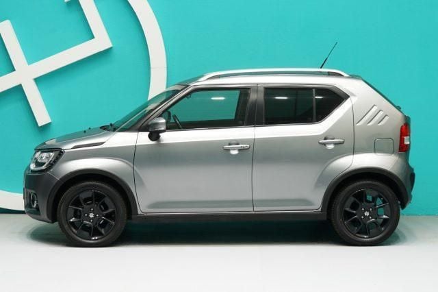 Usado Suzuki Ignis 90 CV (66 kW) 2018 Plateado Utilitario