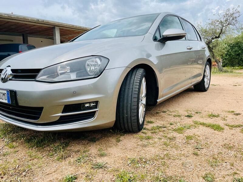 Grigio Usata 2013 VW Golf VII Due volumi | 8200 € (Ottimo prezzo) - Immagine 1/4