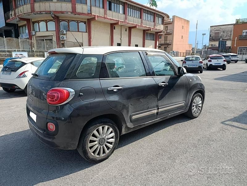 Usata Fiat 500L Lounge 85 CV (62 kW) 2014 Grigio Monovolume