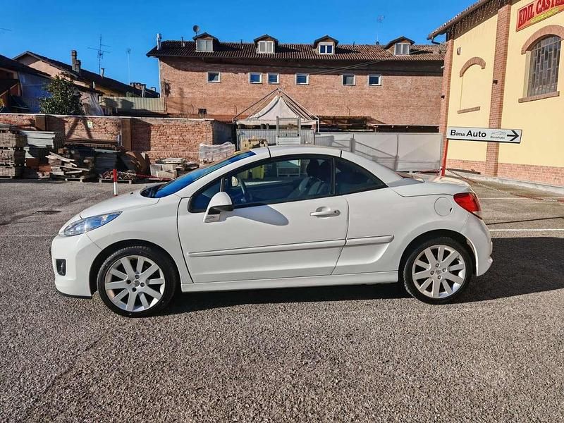 Usata Peugeot 207 CC 120 CV (88 kW) 2011 Bianco Cabrio