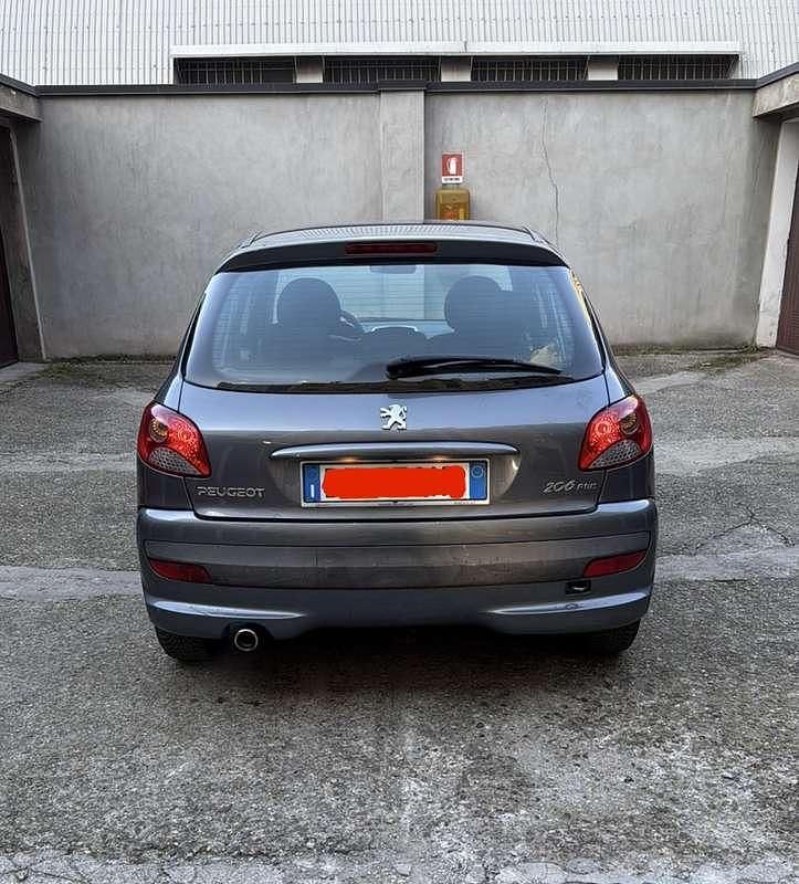 Usata Peugeot 206 60 CV (44 kW) 2009 Berlina
