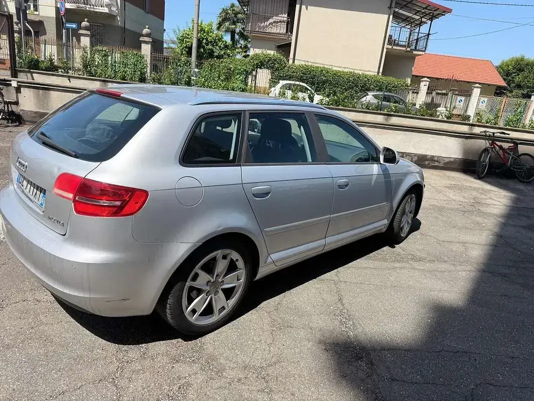 Usata Audi A3 Sportback Ambition 140 CV (102 kW) 2010 Utilitaria